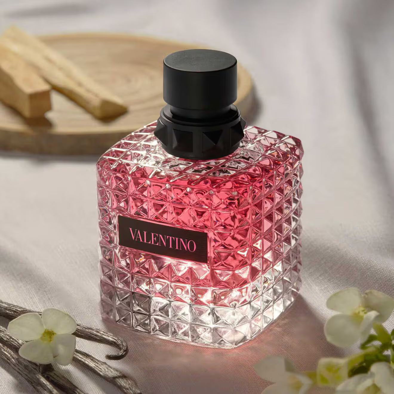 Valentino - Born In Roma Donna
